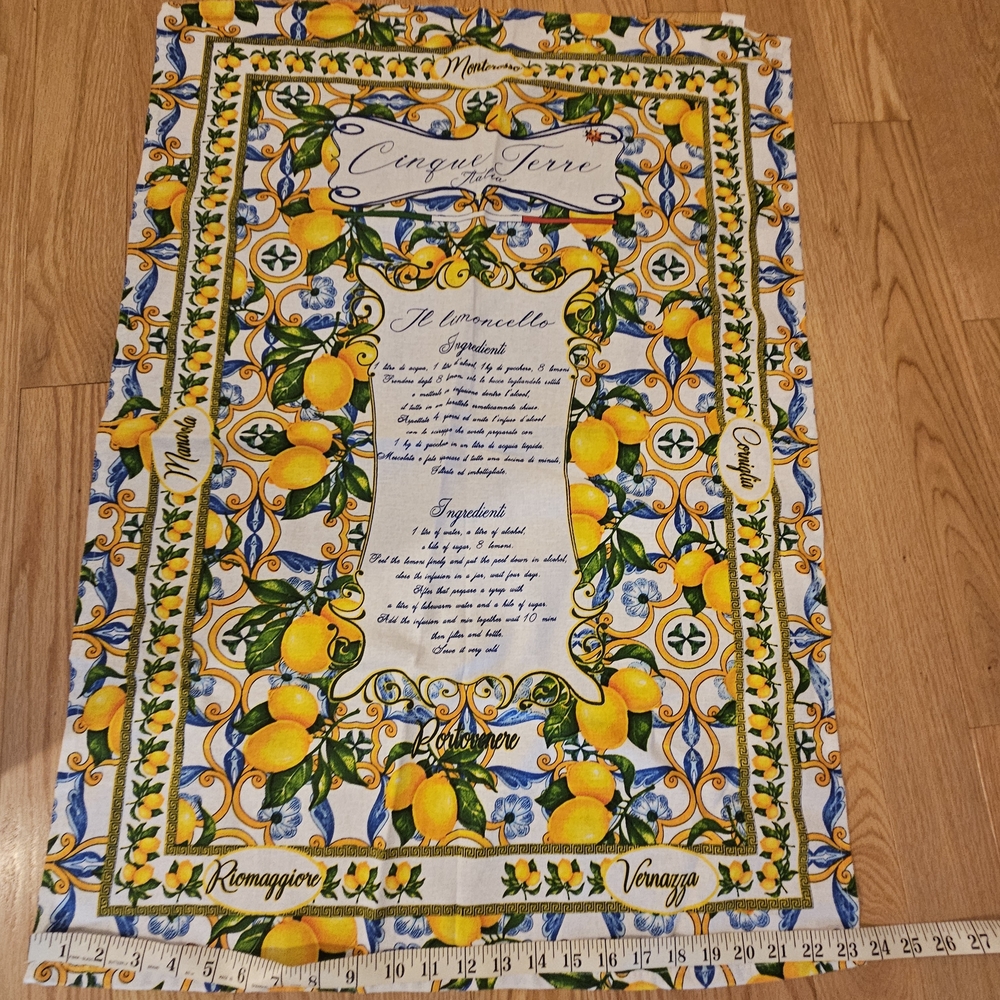 Yellow and Blue Kitchen Linens with Mediterranean Flair